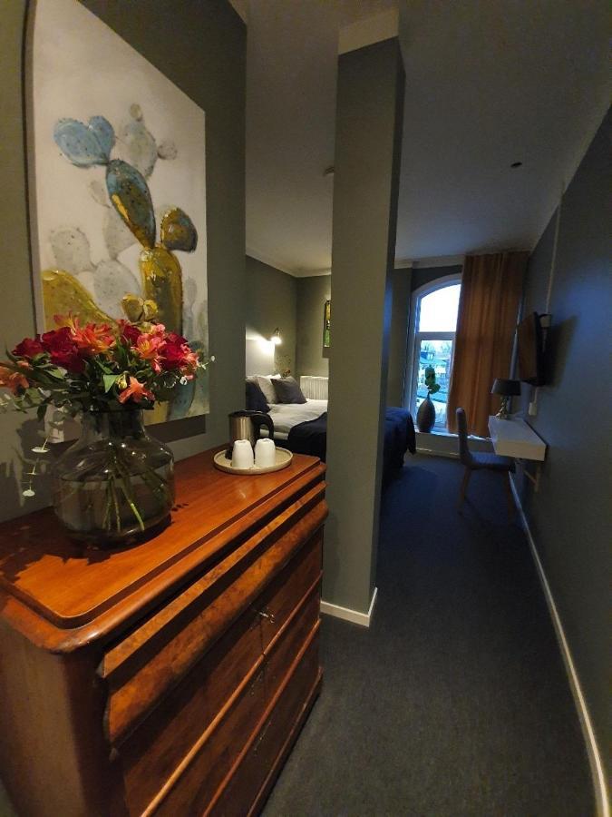 מוטלה Hotell Carl Friman מראה חיצוני תמונה